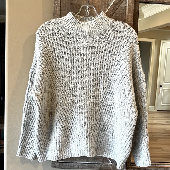 Debut Soft Gray Sweater Mock Neck Womens Small Drop Shoulder - Picture 9 of 15